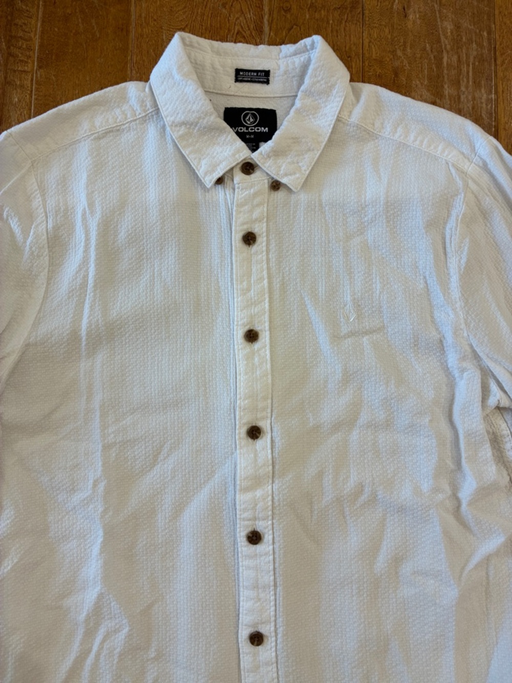 Volcom Men’s White Textured Button-Down Shirt